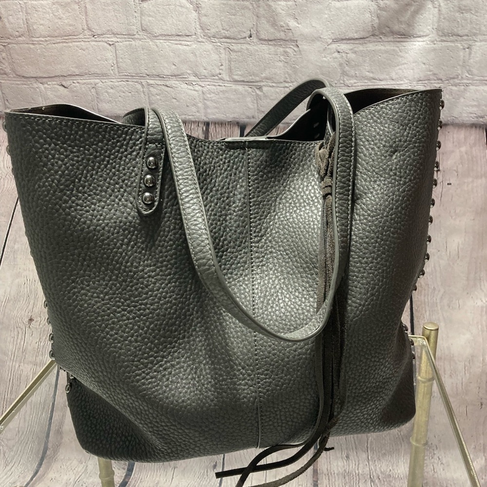 Moda Luxe grey pebbled leather purse